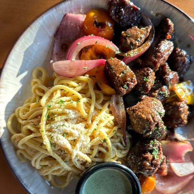 Garlic Noodle.